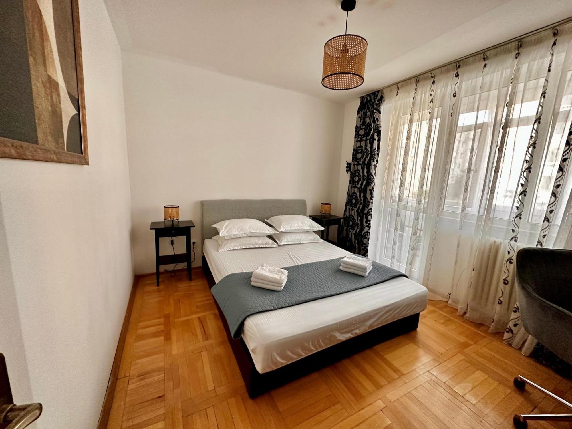 Spacious Zen, Smart Tv, Fully Equipped Kitchen, 70 Mp, Tichete De Vacanta, Late Check-Out Available Bukares Bagian luar foto
