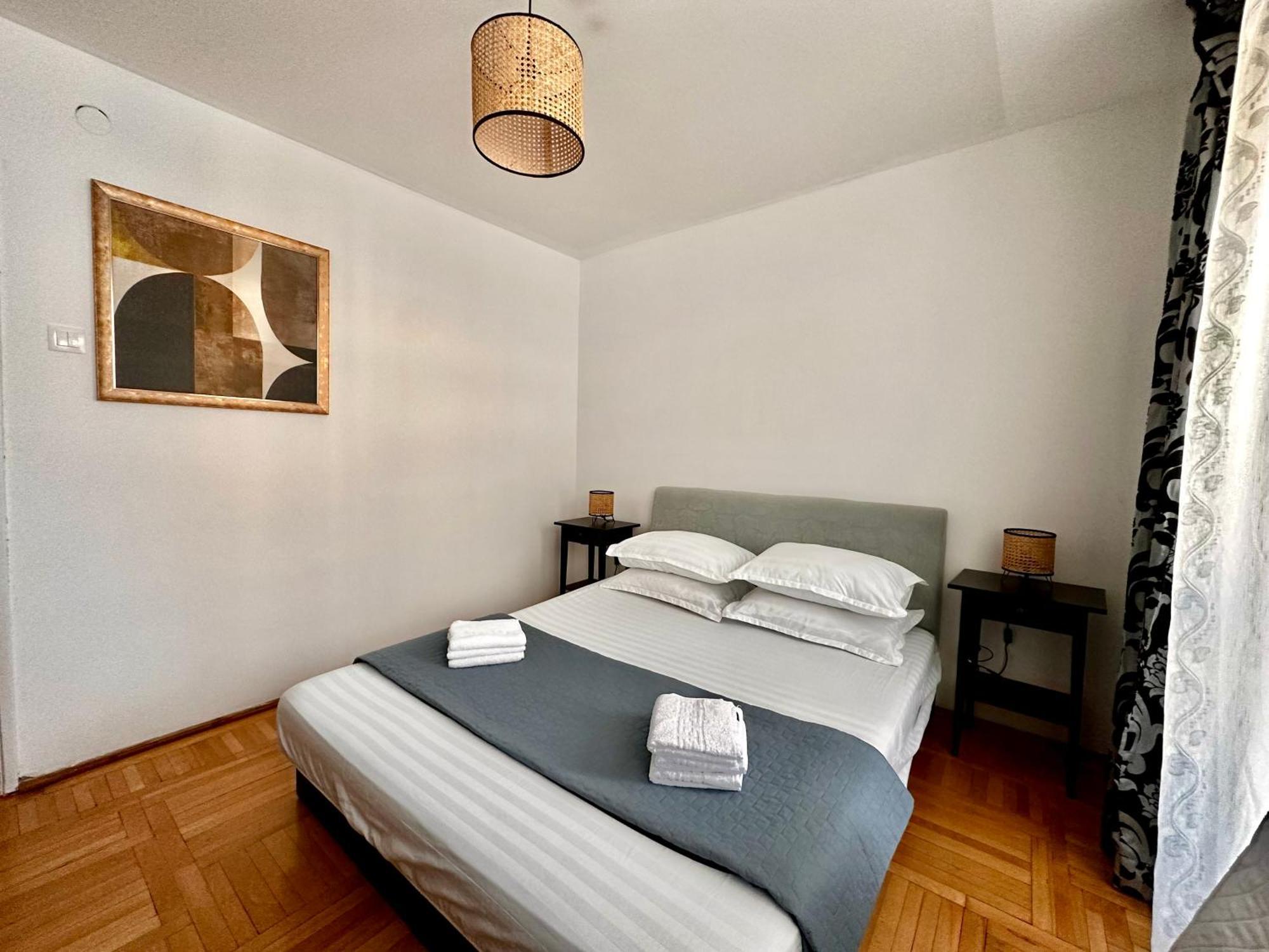 Spacious Zen, Smart Tv, Fully Equipped Kitchen, 70 Mp, Tichete De Vacanta, Late Check-Out Available Bukares Bagian luar foto